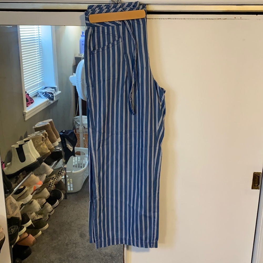 AE High waisted striped wide leg pants